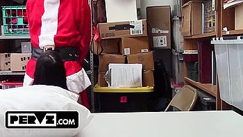 Fit Thiefs Incredible Cock-riding Skills On Display For The Police Officers Massive Cock