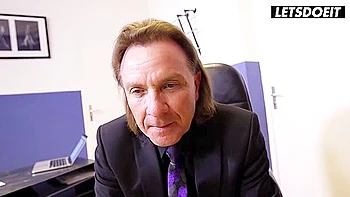 Ebony Babe Sunny Star Rough Sex With Boss