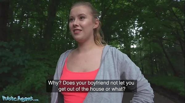 Public Agent Casey the Runner in Tight Leggings Fucked