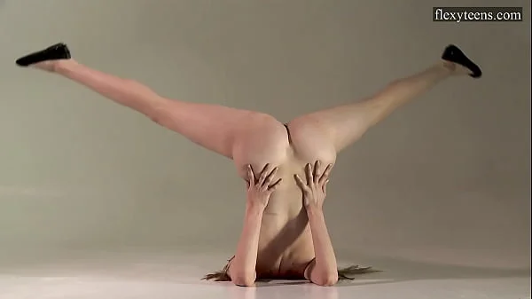 Ballerina dancer from Russia called Sofia Zhiraf
