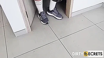 Come-hither Kathy Lee69s Brunette Action