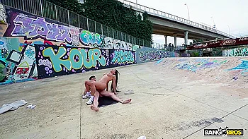 Alexis Doll, Yeri Blue Alexis Likes Oily Anal