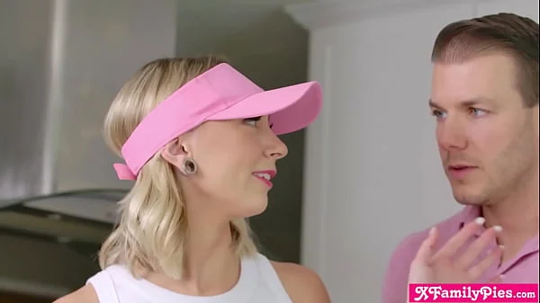 Stepbro gets a hole in one with his teen stepsister Chloe Temple