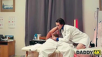 Featuring Neeos Czech