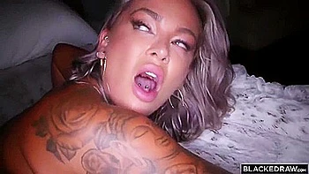 Hayley Davies - Naughty Aussie Hayley Gets Her Bbc On The Side With