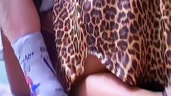 Dicke Hure Mit Riesen Titten Fickt Jeden Typ