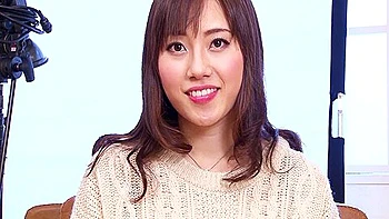 Threesome After Plays With Some Toyeggs And Dildos