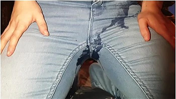 Alice - Pissing Myself In Jeans. Why Get Out Of Bed To Pee When Your Comfy?