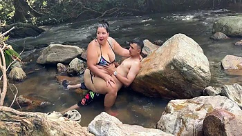 Sexo De Riesgo En El Rio Increible Follada