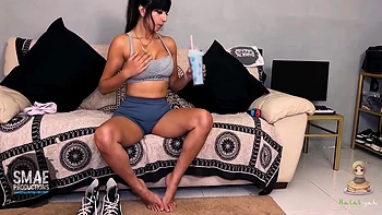 Aaliyah Yasins Preworkout Orgasm