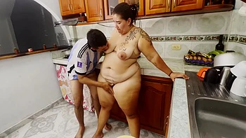 Hot Stepmom Fucks In The Kitchen When Her Husband Isnt Cumming On His Tits