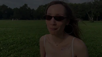 Elea, 27, came for a change of scenery ... - Jacquie et Michel TV