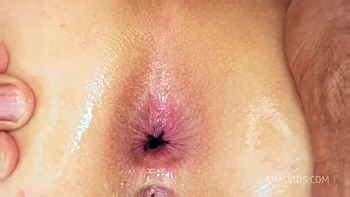 Glamping. 1vs1. Only anal. colombian girl. yes papi. deep balls