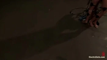 Kaylee Hilton, Amber Rayne And Bobbi Starr - Fears Of Electrosex