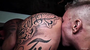 Anny Alve$ & F!l0u Fit 2