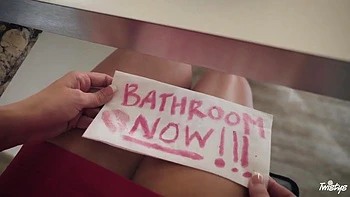 Gorgeous Mature Nicolette Shea Lesbians Sex Clip