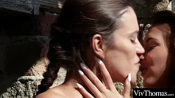 Outdoor Twat Licking With Alyssa Reece & Sarah Cute