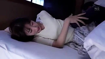 06434,A good woman is in full sex appeal!