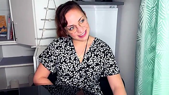 The very nice surprise of Aurrora ... - Jacquie et Michel TV