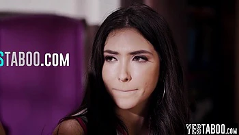 Jane Wilde And Gabbie Carter In Large-breasted Cheerleader Have Intercourse Lesbian Classmate