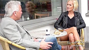 Milf Fuck Her Tinder Date, He Fucked Her Ass