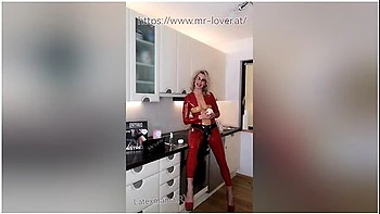 Latexmama And Her New Mr.lover Toys