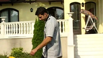 Mandy Bright and Veronica Sinclair Outdoors Enjoying a FFM Threeway - Private Porn Sex Videos