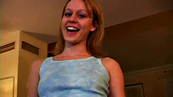 18plus redhead sucking off camera guy during the photoshoot