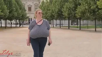 saggy tits no bra in public