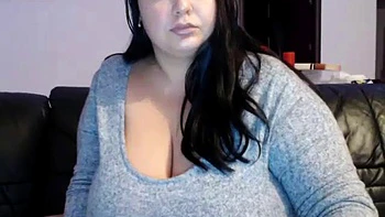 Plump Sexy Slut: Big Tits, Big Ass  Masturbation Porn