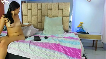 Volo: Babe, Fansly  Brunette Porn