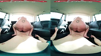 Tammy Jane van: Cowgirl, Big Tits  Handjob VR Porn