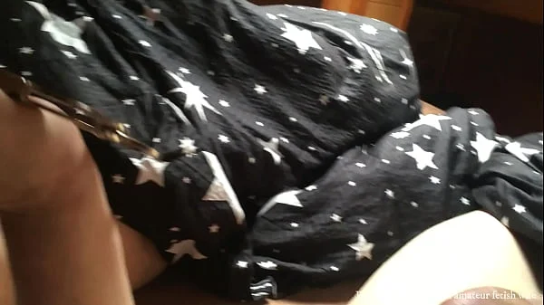 Morning handjob at the cottage (Home video)