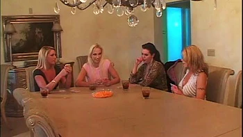 Brunette milf fucking like its her last time