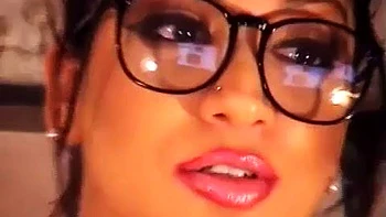 Missmina: Big Tits, Amateur  Brunette Porn