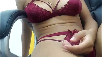 Booty and Busty webcam babe teasing in sexy lingerie: Big Tits, Amateur  Big Ass Porn