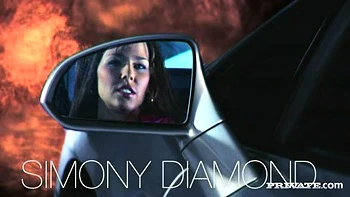 Cute Simony Strips and Gets Fucked Outdoors at Night in a Car - Private Porn Sex Videos