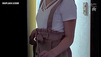 Black Homestay Ntr Hidden From The Towel Even Though I Hide It Super Decamar Hen Miyazaki Shiori