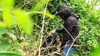 Malayali Couple Wild Outdoor Sex in Forest - Desi Village MMS 4K
