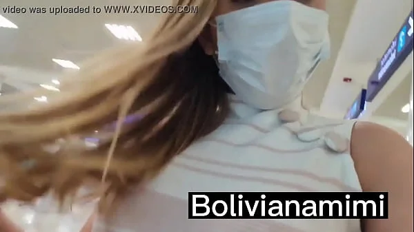Sem calcinha no aeroporto de Cancun    Video completo no bolivianamimi.tv