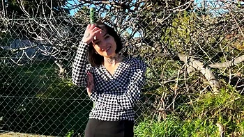 Luna, her big breasts are a deadly weapon! - Jacquie et Michel TV