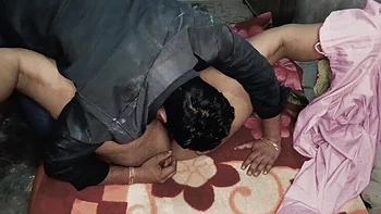 Hot Newly Married Indian Couple First Time Romantic Sex - Hindi Homemade Video