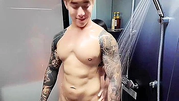 Titus Low And Brunette Babe - Verified Amateurs - Missionary Action