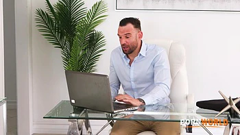 Tempting Teen Alexa Anders Takes Messy Facial From Her Friends Daddy GP2927