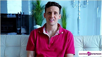 Rebecca Volpetti Confesses She Cant Hold Back And Seduces Stepdaughters Potential Bf