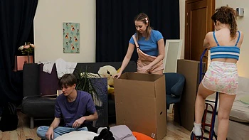 Two cute teens Alice Flore and Purr Simone share a big cock