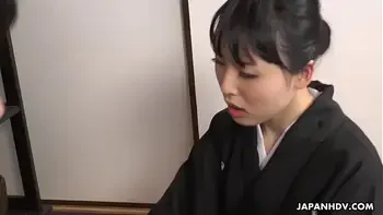 Japanese kimono lady, Manami Ueno got horny, uncensored