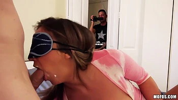 Cant See But She She Likes It - Layla London