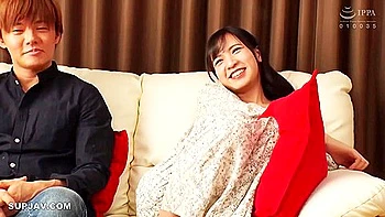 Rin Miyazaki, A Lewd Girlfriend Who Begs For Many Times With A Cleaning Blow Job That Makes Ji Po Soak