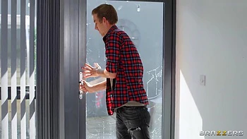 Ruby Sims And Danny D In Sims Gives The Window Washer A Hard-on